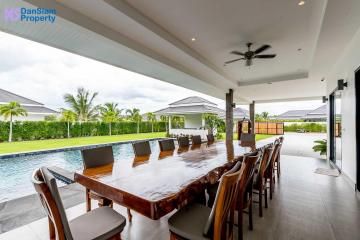 Large 4-Bedroom Pool Villa in Hua Hin/Cha-am at The Clouds