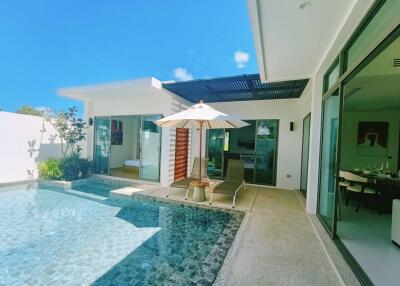 Astonishing 2-bedroom villa, with pool view, on Bangtao/Laguna beach