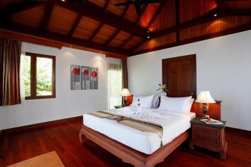 Exclusive premium, large 6-bedroom villa, with sea view in Ayara Surin project, on Surin Beach beach