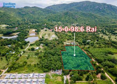15 Rai Large Land Plot in Hua Hin near Palm Hills Golf Resort