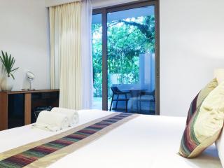 Cozy 2-bedroom apartments, with pool view and near the sea in Pearl of Naithon project, on Naithon beach  ( + Video review)