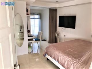 Beach condo in Hua Hin at Jamchuree Condominium