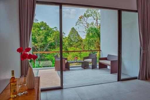 Stunning premium, large 6-bedroom villa, with sea view, on Surin Beach beach