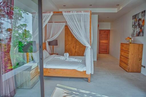 Stunning premium, large 6-bedroom villa, with sea view, on Surin Beach beach