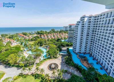 Beachfront Condo in Hua Hin with Great Sea View