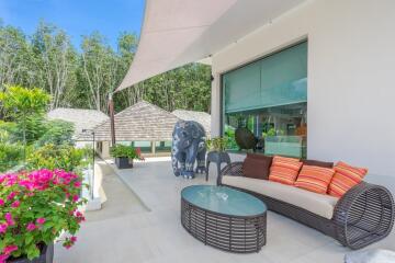 Gorgeous, spacious 3-bedroom villa, with pool view in Diamond Tree Villa project, on Bangtao/Laguna beach