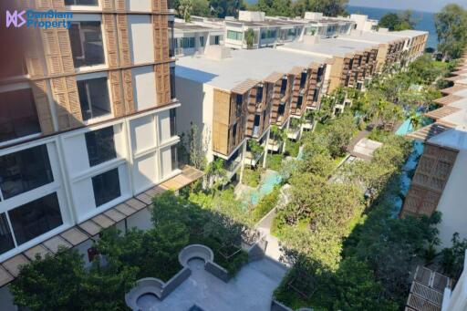 Luxury 1-Bed Beachfront Condo at InterContinental Residences Hua Hin