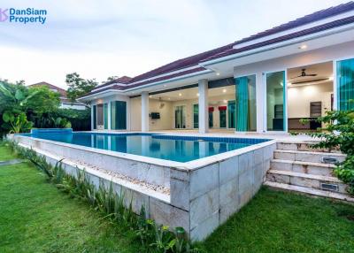 Luxury 3-Bedroom Pool Villa in Hua Hin at Red Mountain