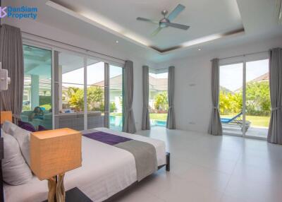 Luxury 4-Bedroom Pool Villa in Hua Hin at Red Mountain