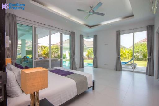 Luxury 4-Bedroom Pool Villa in Hua Hin at Red Mountain