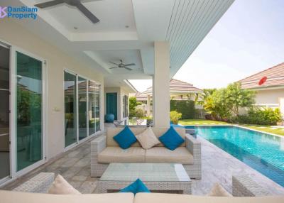 Luxury 4-Bedroom Pool Villa in Hua Hin at Red Mountain