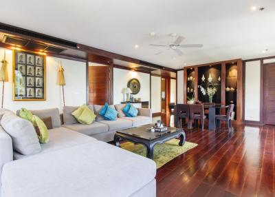 Gorgeous 3-bedroom penthouse, with pool view in Royal Phuket Marina project, on Koh Kaew beach