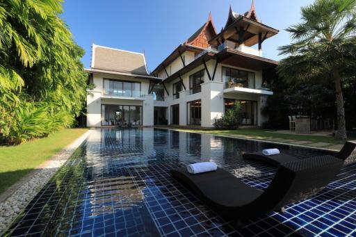 Amazing, large 5-bedroom villa, with sea view in Royal Phuket Marina project, on Koh Kaew beach