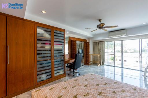 Beach condo in Hua Hin/Khao Takiab at Jamchuree