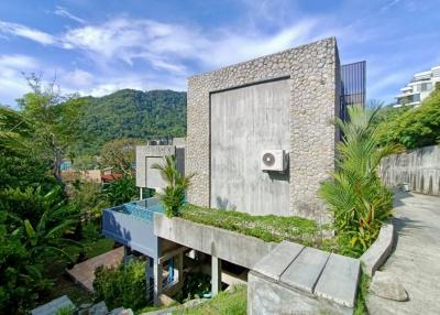 Amazing, large 5-bedroom villa, with mountain view, on Kamala Beach beach