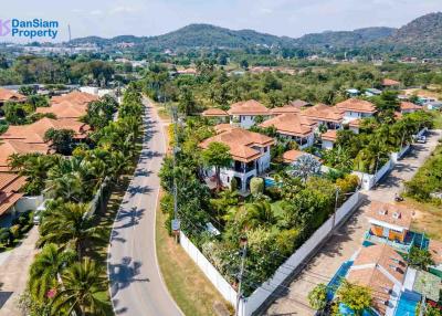 Well-designed Pool Villa in Hua Hin near Khao Tao Beach