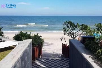 Beachfront Condo in Hua Hin Downtown at Baan San Dao