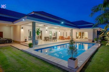 Luxury 3-Bedroom Pool Villa in Hua Hin at Palm Villas