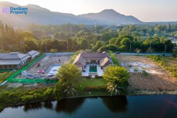 Grand Golf Villa in Hua Hin at Palm Hills Golf Resort