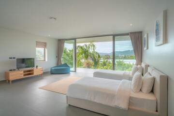 Comfortable premium, large 5-bedroom villa, with mountain view in The Pavilions Phuket project, on Bangtao/Laguna beach  ( + Video review)