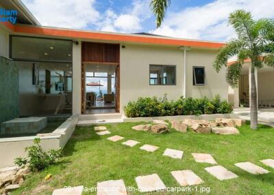 Contemporary Stylish Samui Villa with Panoramic Seaview