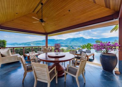 Gorgeous premium, large 5-bedroom villa, with sea view in Andara project, on Kamala Beach beach
