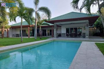 Renovated Pool Villa in Pranburi/Sam Roi Yot at Hana Village1