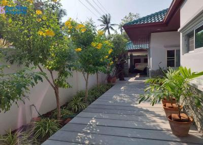 Renovated Pool Villa in Pranburi/Sam Roi Yot at Hana Village1