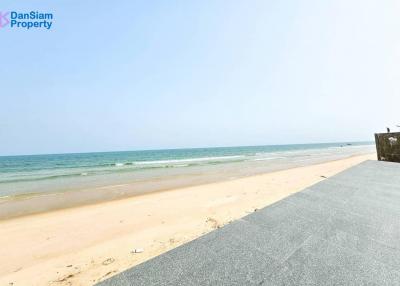 Large Beachfront Condo in Hua Hin at Baan San Ngam