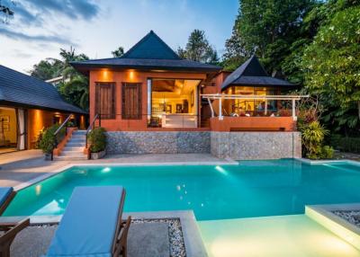 Thai-Bali styled 5-bedroom oceanfront villa