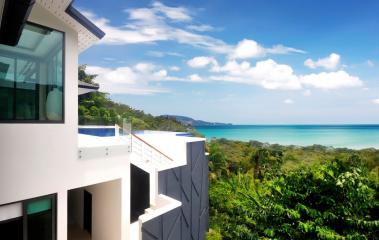 Hillside Sea View Super Villa