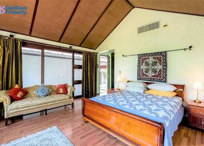 Bali-style Golf Villa in Hua Hin at Palm Hills Golf Resort