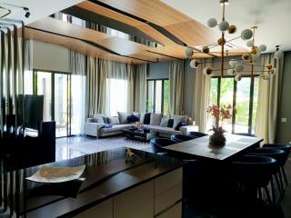 Stunning, large 3-bedroom villa, with pool view in Baan Bua Modern Zen project, on Nai Harn beach