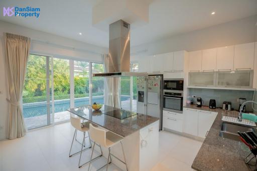 Modern 3-Bedroom Pool Villa in Hua Hin at Red Mountain