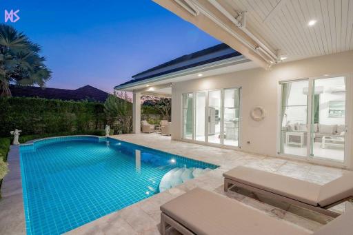 Modern 3-Bedroom Pool Villa in Hua Hin at Red Mountain