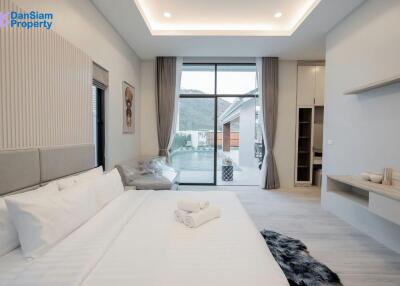 Brand-new Modern Pool Villa in Hua Hin at Baan View Khao