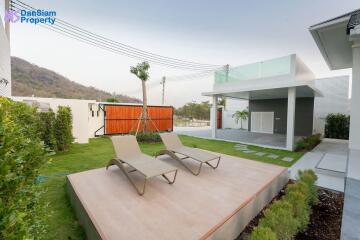 Brand-new Modern Pool Villa in Hua Hin at Baan View Khao