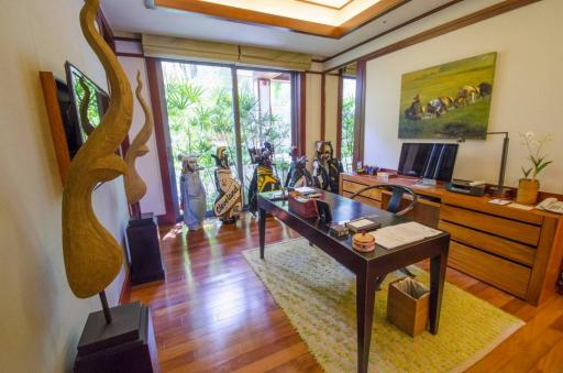 Fashionable, large 4-bedroom penthouse, with sea view in Andara project, on Kamala Beach beach