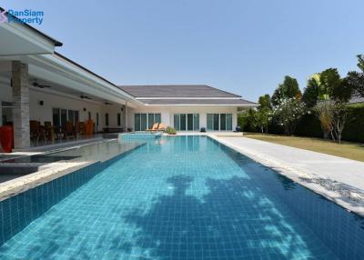 Luxury Pool Villa in Hua Hin near Palm Hills Golf Resort