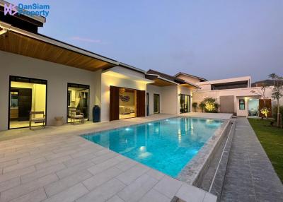 Brand-new Luxury Villa in Hua Hin South Countryside