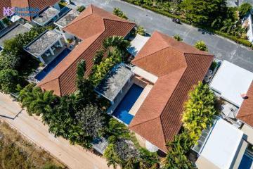 Modern 3-Bedroom Pool Villa in Hua Hin at White Stone Villas