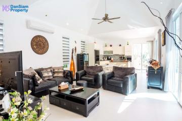 Modern 3-Bedroom Pool Villa in Hua Hin at White Stone Villas