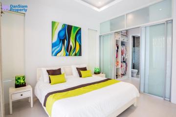 Modern 3-Bedroom Pool Villa in Hua Hin at White Stone Villas