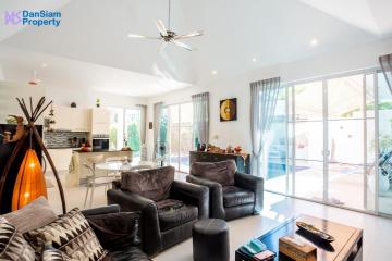 Modern 3-Bedroom Pool Villa in Hua Hin at White Stone Villas