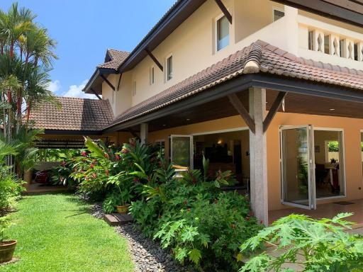 Amazing 3-bedroom villa, with pool view, on Koh Kaew beach