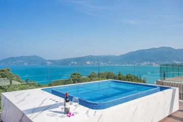 Incredible 3-bedroom apartments, with sea view in Bluepoint Condominiums project, on Patong Beach beach