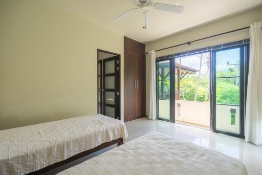 Luxurious 5-bedroom villa, with pool view in The Naya project, on Rawai beach