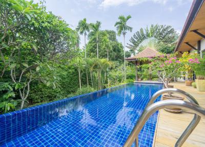 Luxurious 5-bedroom villa, with pool view in The Naya project, on Rawai beach