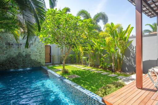 Stunning 2-bedroom villa, with pool view in Onyx project, on Nai Harn beach