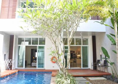 Gorgeous 3-bedroom villa, with pool view in Two Villas Oxygen Bangtao project, on Bangtao/Laguna beach